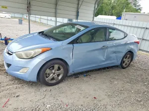 Hyundai Elantra 1.8L 4 2013