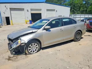 Volkswagen Jetta 1.8L 4 2014