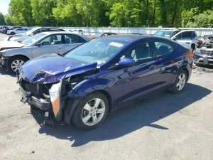 Hyundai Elantra 1.8L 4 2013