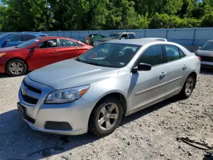 Chevrolet Malibu 2.5L 4 2013
