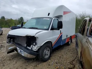 Chevrolet Express 6.6L 8 2024