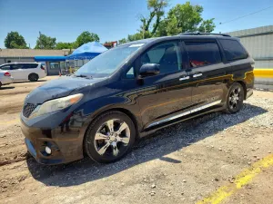Toyota Sienna 3.5L 6 2014
