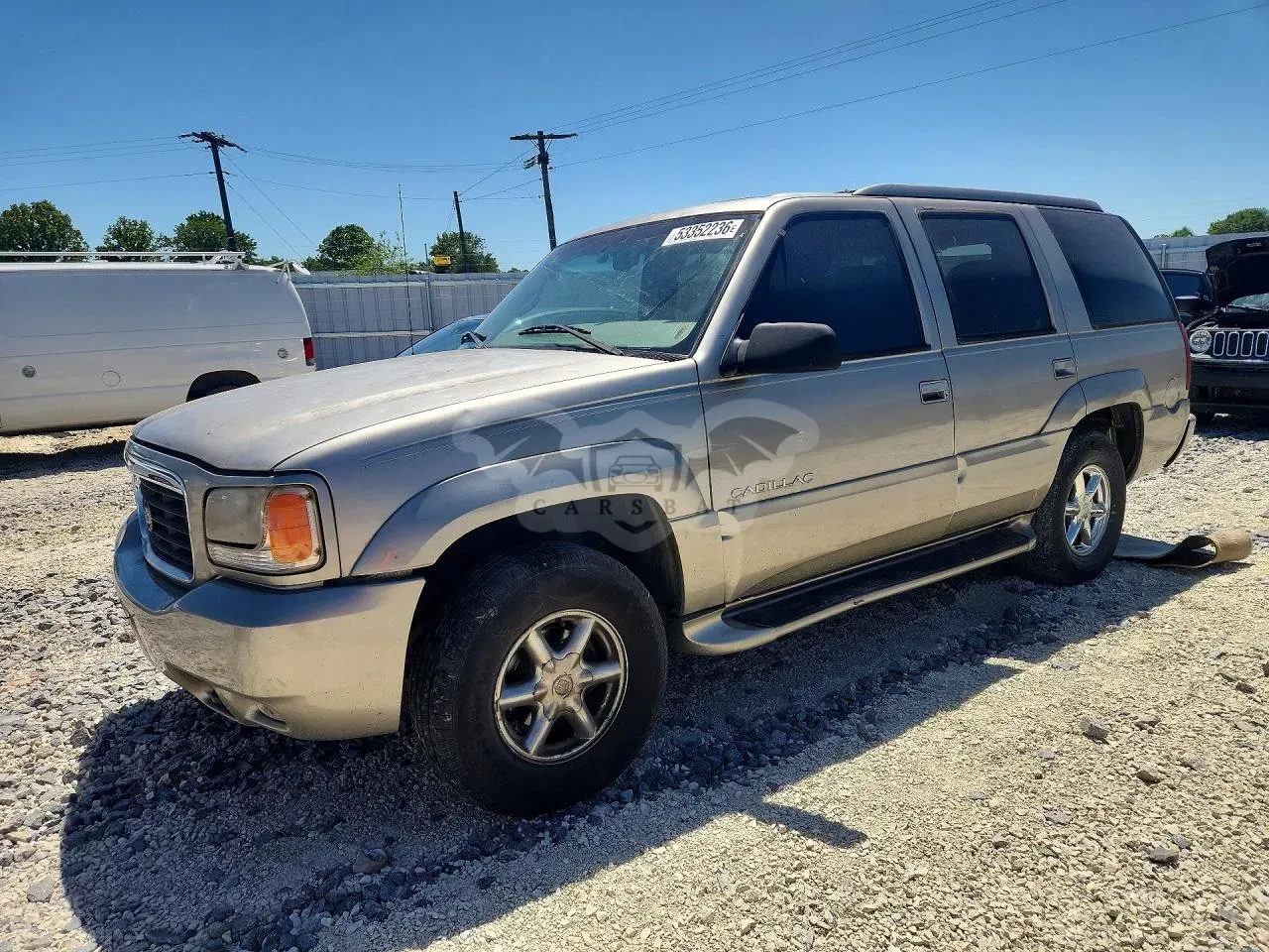 Cadillac Escalade 5.7L 8 2000