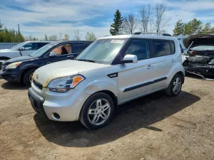 Kia Soul 2.0L 4 2011