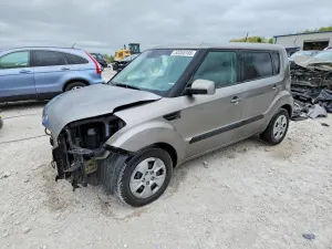 Kia Soul 2.0L 4 2011