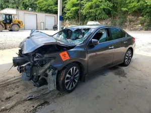 Nissan Altima 2.5L 4 2017