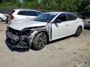 Nissan Altima 2.5L 4 2020