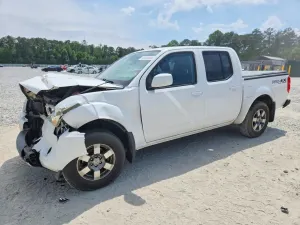 Nissan Frontier 4.0L 6 2011