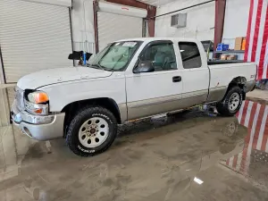 GMC Sierra 5.3L 8 2003