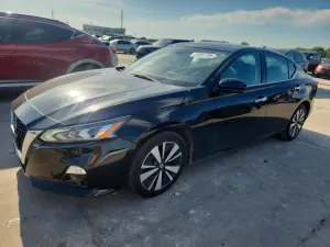 Nissan Altima 2.5L 4 2020