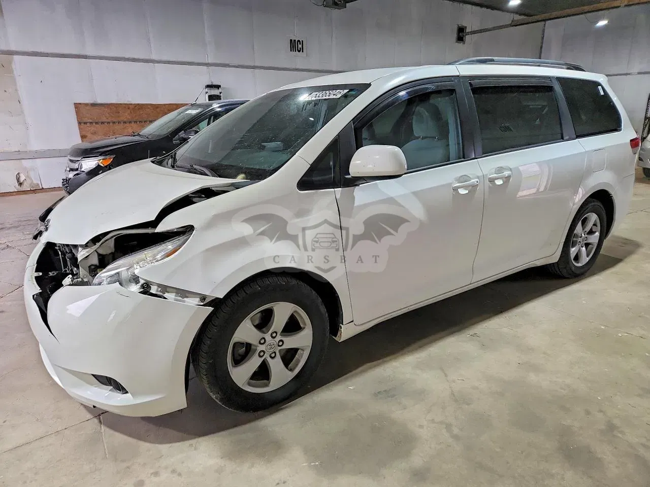 Toyota Sienna 3.5L 6 2011