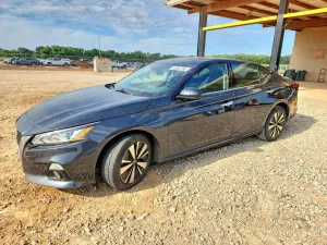 Nissan Altima 2.5L 4 2019