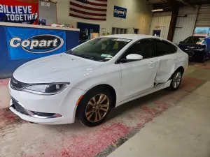 Chrysler 200 2.4L 4 2015