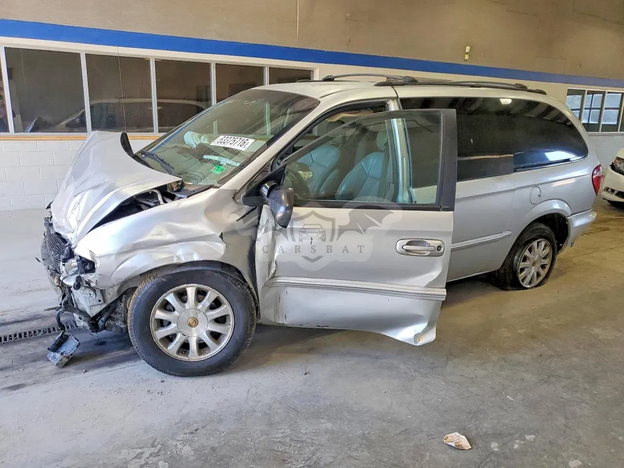 Chrysler Town & Country 3.8L 6 2002