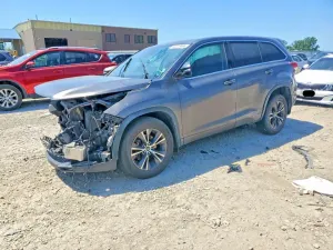 Toyota Highlander 3.5L 6 2017