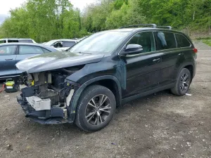Toyota Highlander 3.5L 6 2019