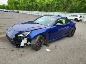 Toyota GR86 2.4L 4 2025