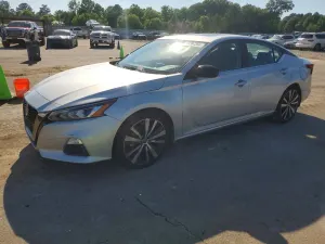 Nissan Altima 2.5L 4 2020