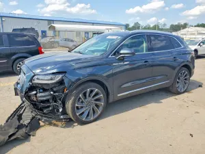 Lincoln Nautilus 2.7L 6 2023