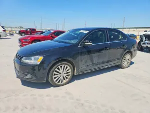 Volkswagen Jetta 1.8L 4 2014