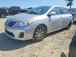 Toyota Corolla 1.8L 4 2013