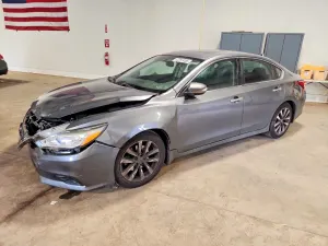 Nissan Altima 2.5L 4 2017