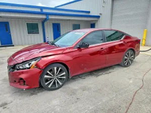 Nissan Altima 2.5L 4 2021
