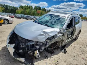 Nissan Rogue 2.5L 4 2015