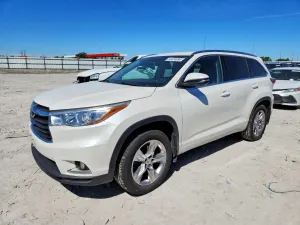 Toyota Highlander 3.5L 6 2015