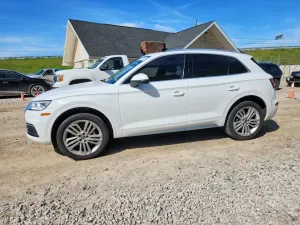 Audi Q5 2.0L 4 2018