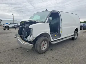 GMC Savana 4.3L 6 2024