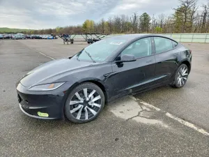 Tesla Model 3 2024