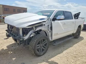 RAM 1500 5.7L 8 2019