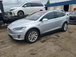Tesla Model X 2017