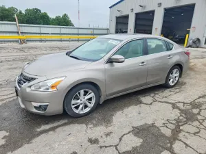 Nissan Altima 2.5L 4 2015