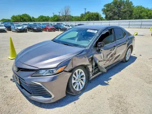 Toyota Camry 2.5L 4 2024