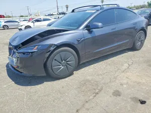 Tesla Model 3 2025