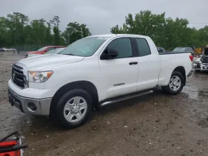 Toyota Tundra 4.6L 8 2012