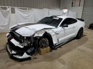 Ford Mustang 5.0L 8 2020