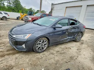 Hyundai Elantra 2.0L 4 2020