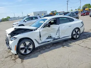BMW i4 0 2025