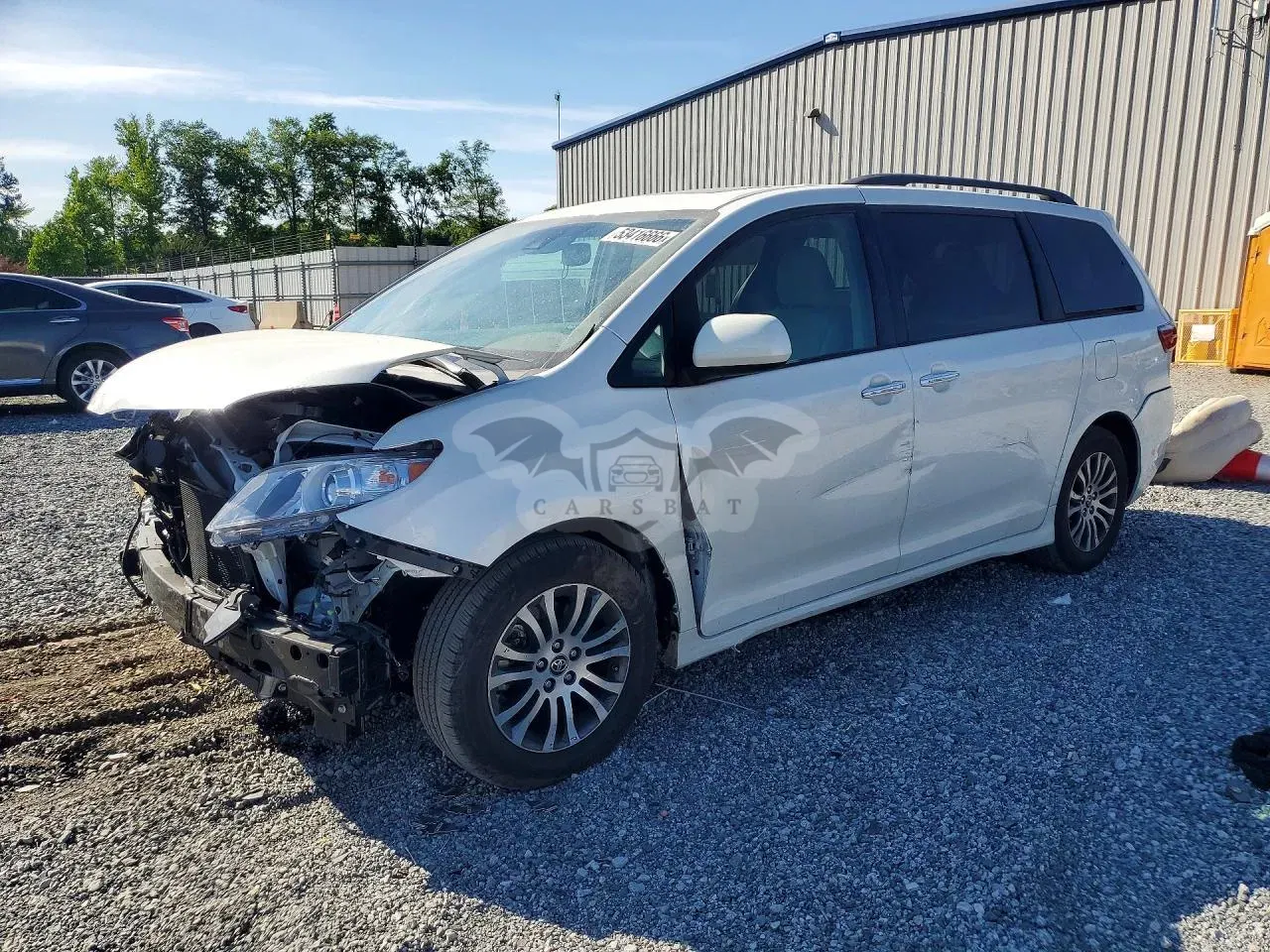 Toyota Sienna 2018