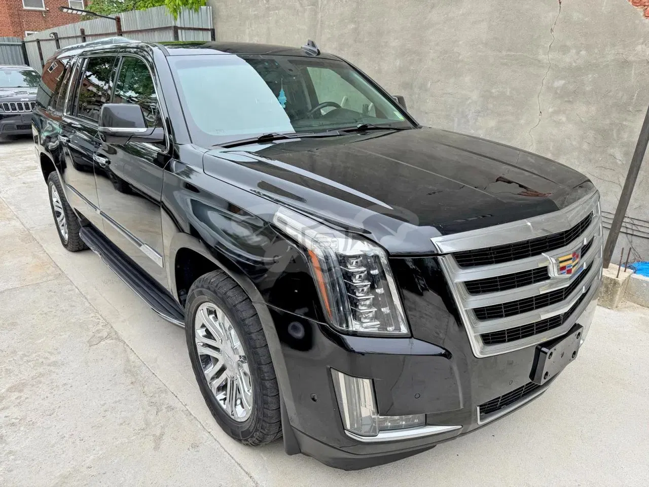 Cadillac Escalade 6.2L 8 2018