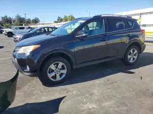 Toyota Rav4 2.5L 4 2015