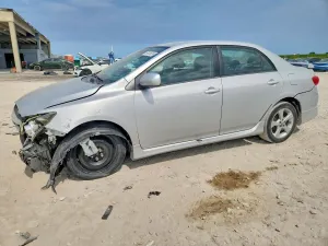 Toyota Corolla 1.8L 4 2013