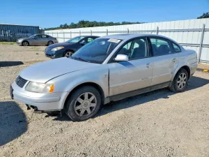 Volkswagen Passat 1.8L 4 2000