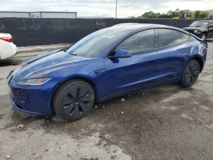Tesla Model 3 2025