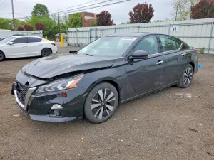 Nissan Altima 2.5L 4 2020