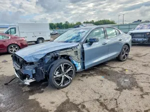Volvo S60 2.0L 4 2024