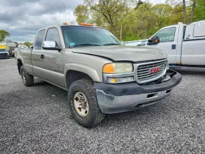 GMC Sierra 6.0L 8 2002